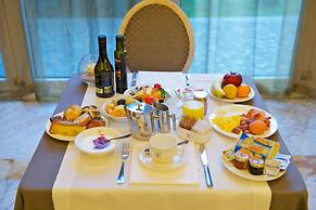 Grand Visconti Palace