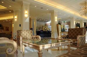 Grand Visconti Palace