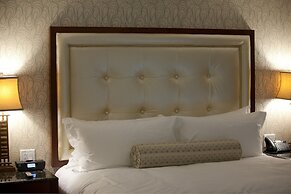 Town & Country Inn and Suites