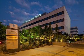 Hotel Aravaca Village