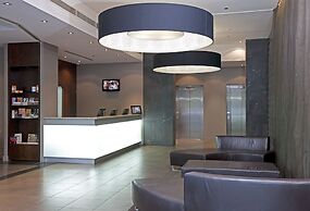 Mantra Hindmarsh Square Adelaide