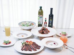 voco Wuhan Xinhua by IHG