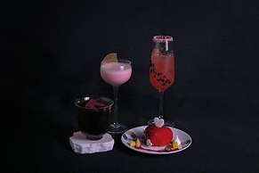 voco Wuhan Xinhua by IHG