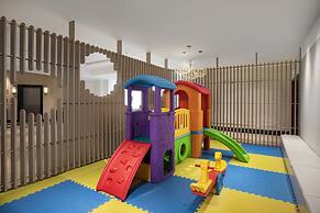 voco Wuhan Xinhua by IHG