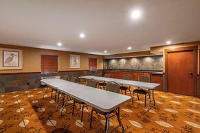 Lloyd Hotel Astoria Bayfront, Ascend Hotel Collection