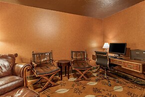 Lloyd Hotel Astoria Bayfront, an Ascend Collection Hotel