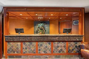 Lloyd Hotel Astoria Bayfront, an Ascend Collection Hotel