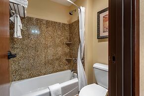 Lloyd Hotel Astoria Bayfront, an Ascend Collection Hotel