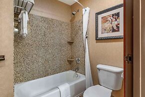 Lloyd Hotel Astoria Bayfront, Ascend Hotel Collection