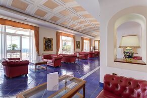 Lloyd's Baia Hotel