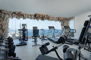 Lloyd's Baia Hotel