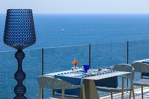 Lloyd's Baia Hotel