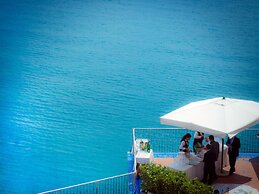 Lloyd's Baia Hotel