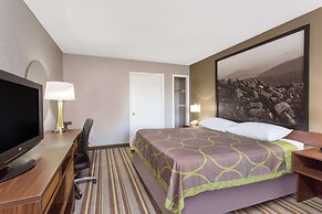 Super 8 by Wyndham Wytheville