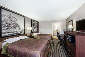 Super 8 by Wyndham Chattanooga Ooltewah