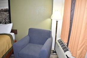 Super 8 by Wyndham Fredericksburg