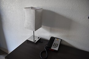 Super 8 by Wyndham Fredericksburg