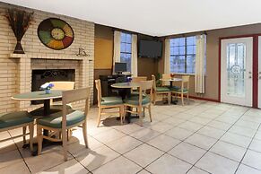 Super 8 by Wyndham Fredericksburg