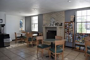 Super 8 by Wyndham Fredericksburg