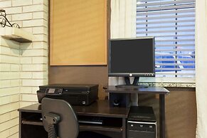 Super 8 by Wyndham Fredericksburg