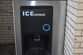 Super 8 by Wyndham Fredericksburg