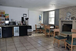 Super 8 by Wyndham Fredericksburg