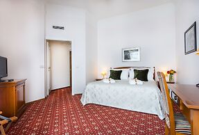 Boutique Hotel Seven Days Prague