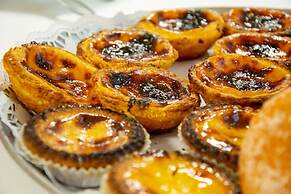 VIP Executive Eden Aparthotel