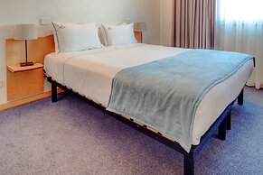 VIP Executive Eden Aparthotel