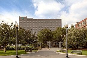 Embassy Suites Boston Logan Airport