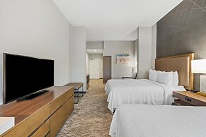 Best Western Valencia/Six Flags Inn & Suites