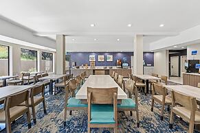 Best Western Valencia/Six Flags Inn & Suites