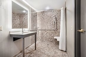 Holiday Inn Lafayette-City Centre by IHG