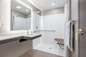 Holiday Inn Lafayette-City Centre by IHG
