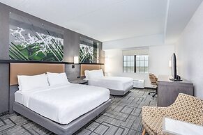 Holiday Inn Lafayette-City Centre by IHG