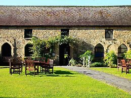 Kinnitty Castle Hotel