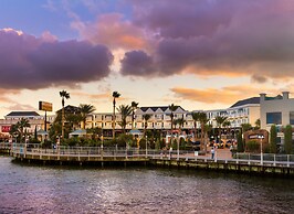 Kemah Boardwalk Inn