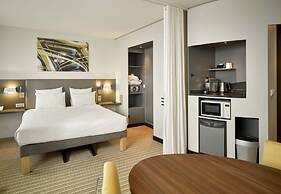 B&B HOTEL Vélizy Est