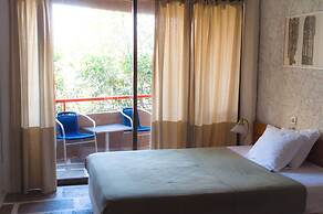 Apollonia Hotel Apartments