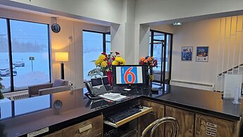 Motel 6 Sault Ste. Marie, ON