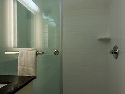 Motel 6 Sault Ste. Marie, ON