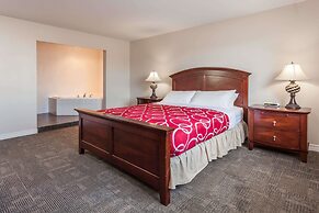 Super 8 by Wyndham Kirkland Lake