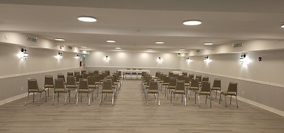 Super 8 by Wyndham Kirkland Lake