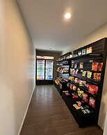 Super 8 by Wyndham Kirkland Lake