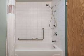 Days Inn by Wyndham Taber