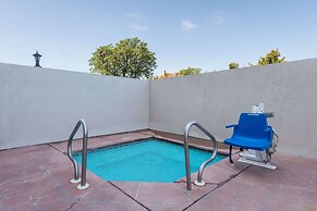 Wyndham Garden Wichita Downtown