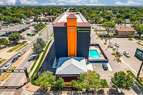 Wyndham Garden Wichita Downtown