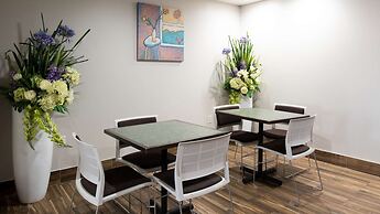 Microtel Inn & Suites by Wyndham Springfield