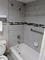 Super 8 by Wyndham Lake City