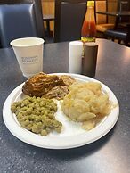 Super 8 by Wyndham Lake City